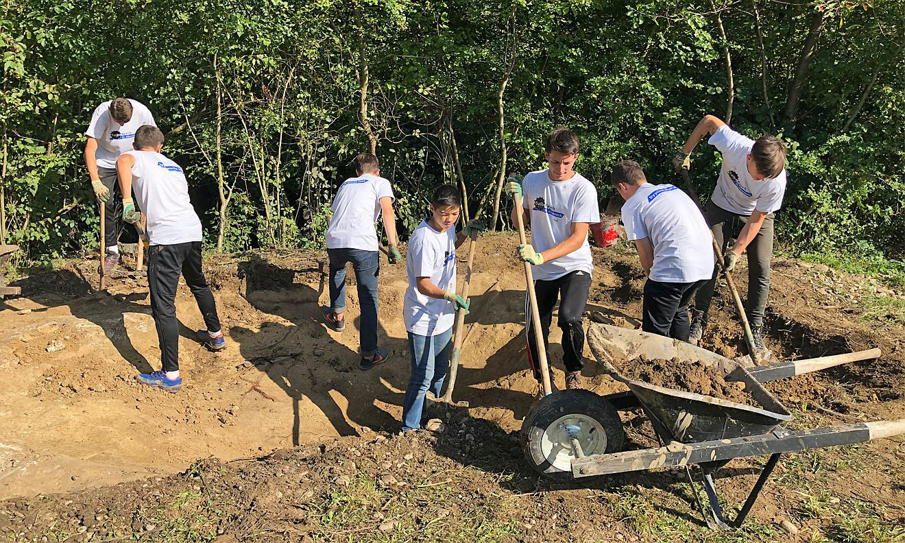 Arbeiten am Projekt Weiher